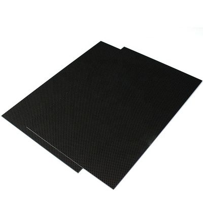 5 mm 4 mm 3 mm 2,0 mm Lastre di fibra di carbonio pura Taglio CNC